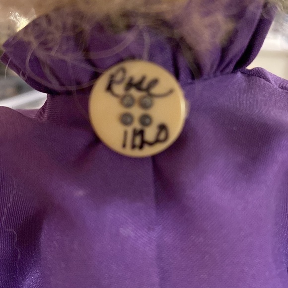 ♥️RED HAT SOCIETY Victoria’s Button Handmade Doll Red Purple - Picture 8 of 8